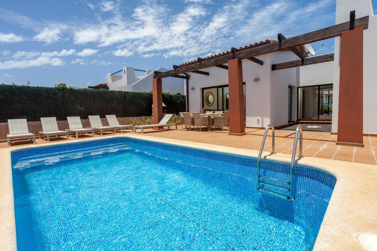 Villa Zafiro 13 Golf Private Pool Caleta De Fuste By Holidays Home מראה חיצוני תמונה